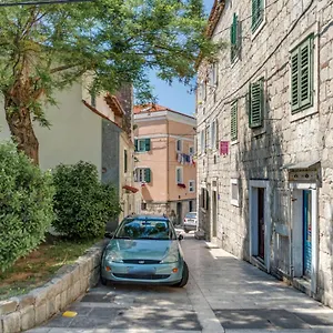  Apartment Under Constructiion